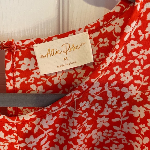 EUC ditsy Red Floral mini sundress size medium - Picture 5 of 12